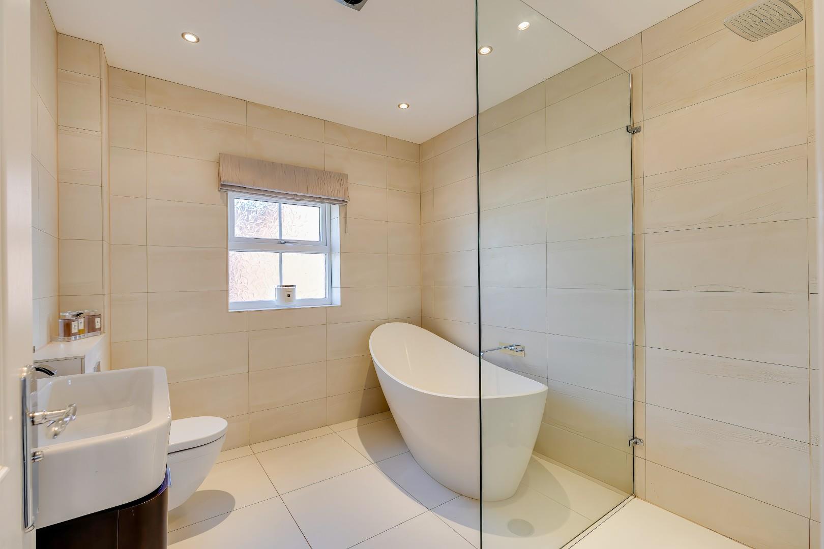 Sanderling Way, Porthcawl, Bridgend County Borough, CF36 3TD